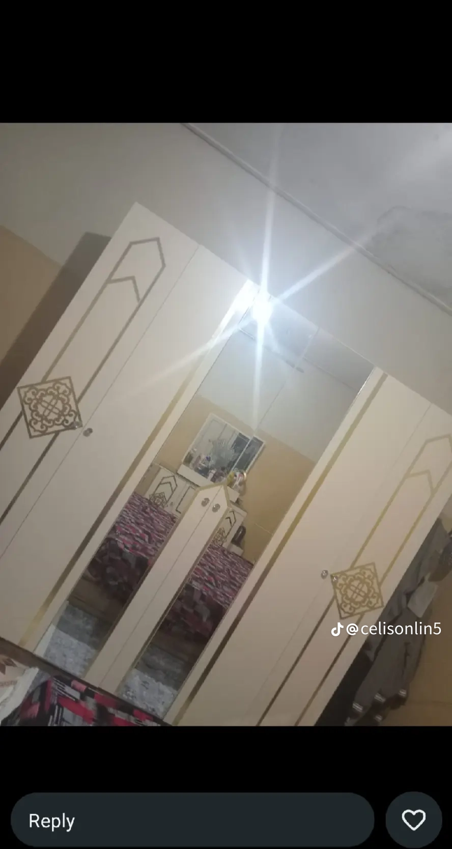 Hurdo cusub oo celis ah