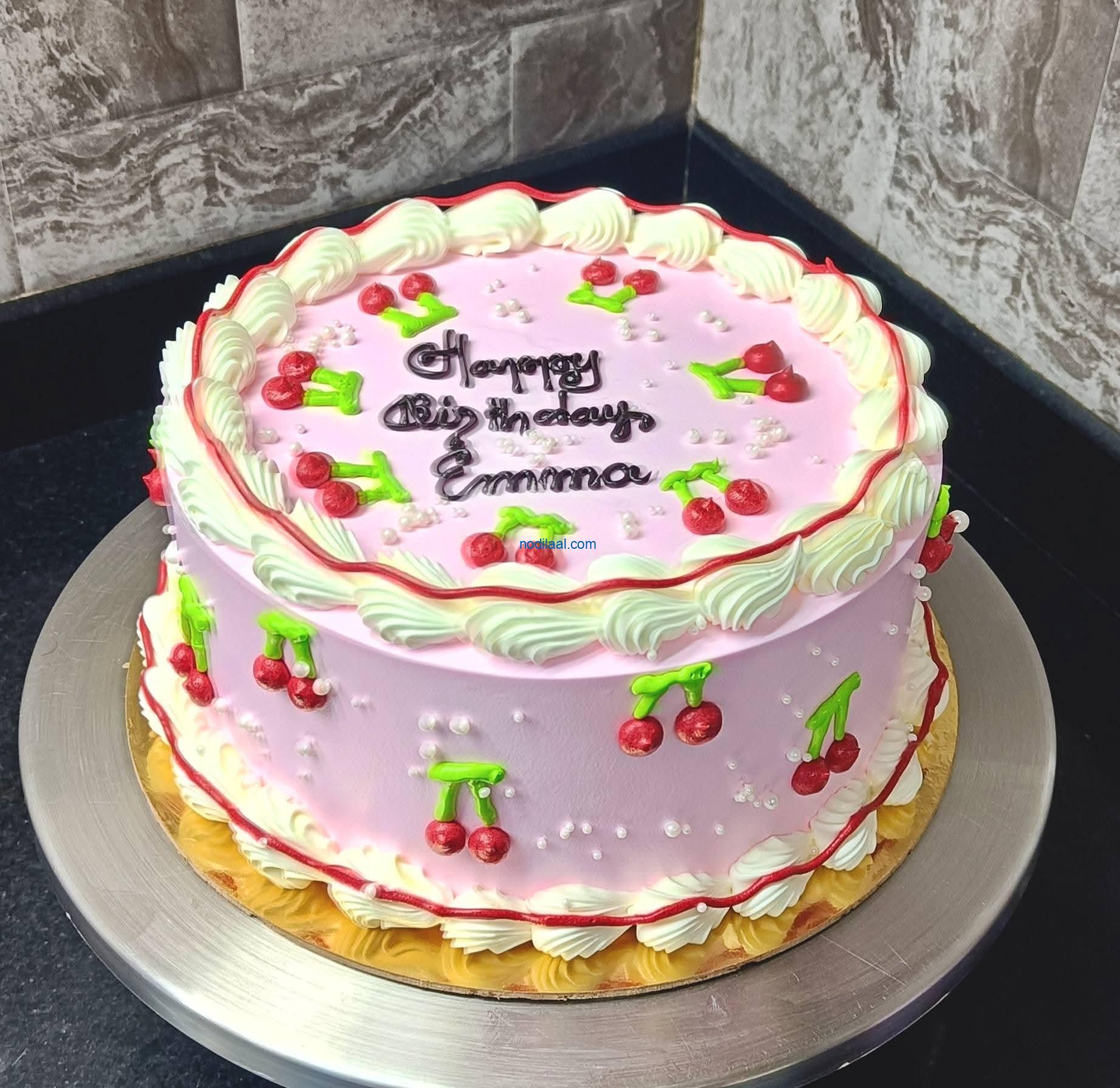 NACIIMA CAKES IYO MACMACAAN