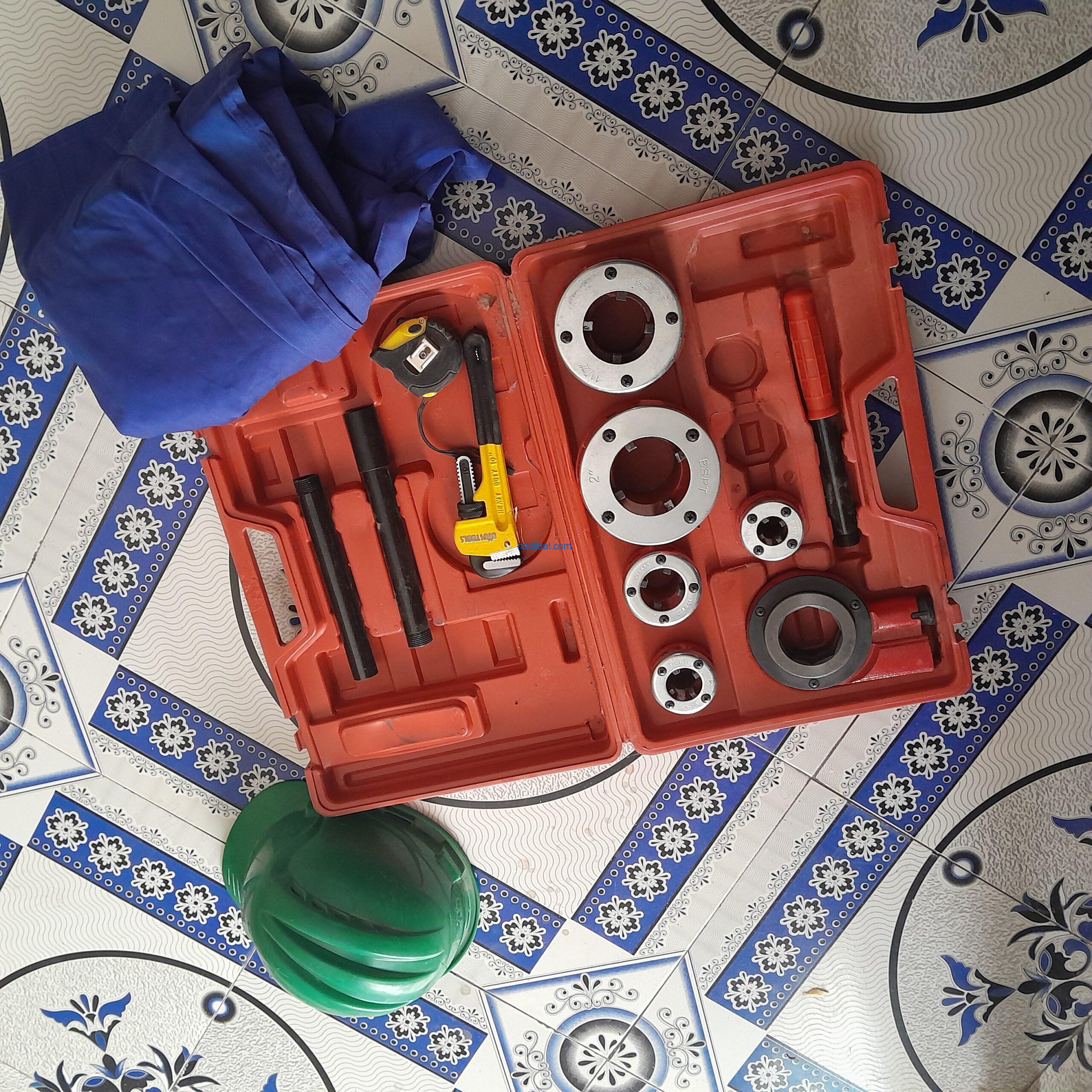 Qalabka biyo galinta(plumbing tool)